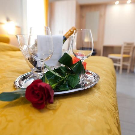 Motel Karibe Fratta Polesine Kültér fotó